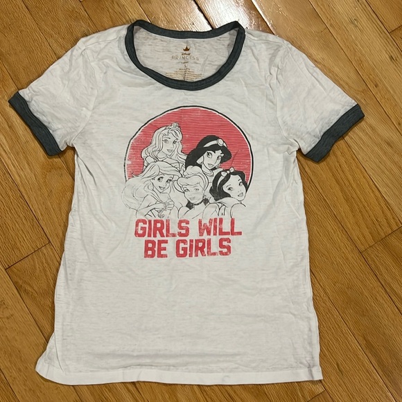 Disney Princess Tshirt - Women's Small - Picture 1 of 3
